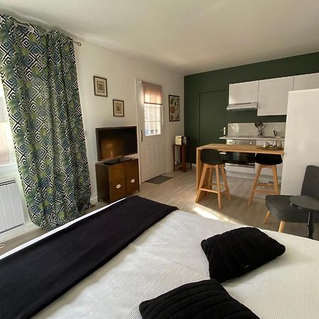Studio Climatise Dans Un Ancien Domaine Viticole 蒙彼利埃 外观 照片